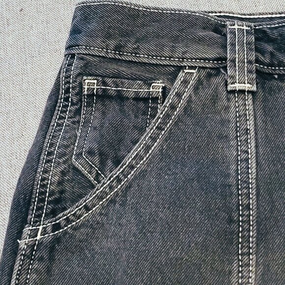 Levi’s Black Size 29 Denim Carpenter Mini Skirt Jean 100% Cotton Gray Distressed - Picture 3 of 12